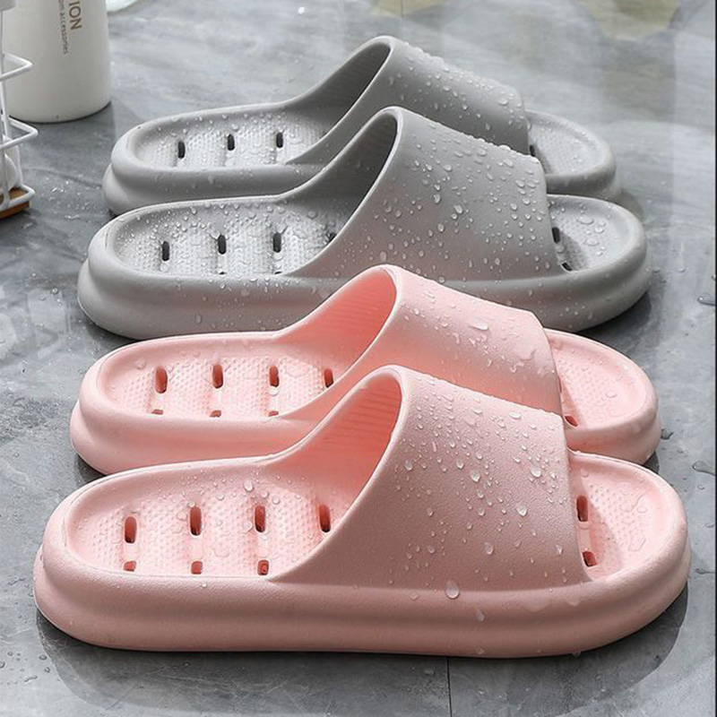 Water Shoes - شباشب حمام نسائية من الإيفا بتصميم