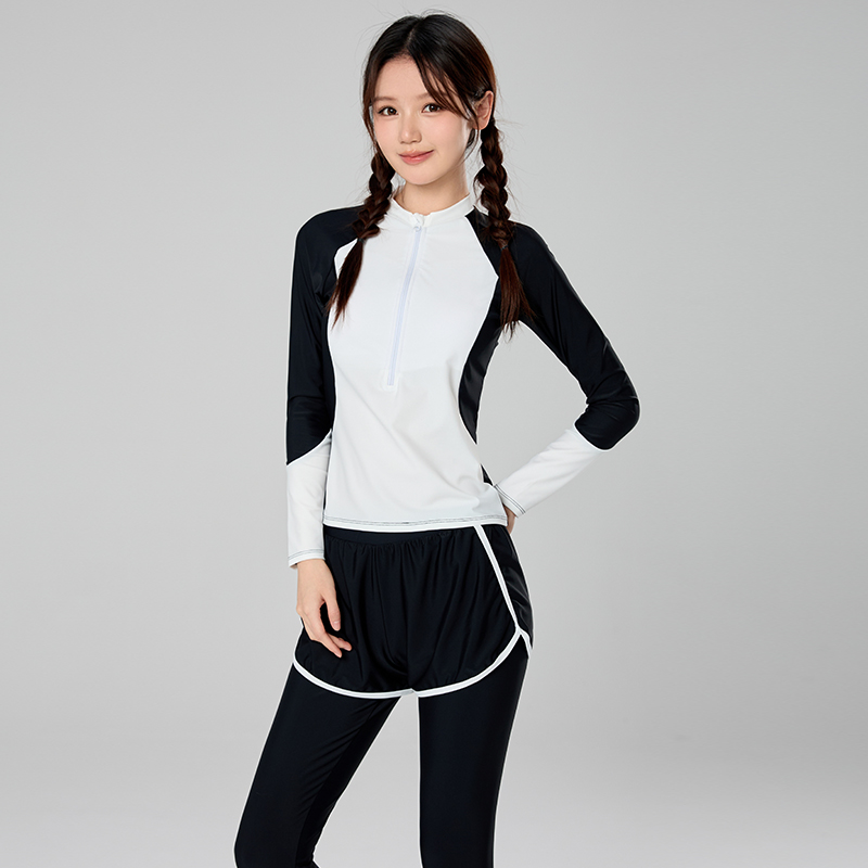 ملابس سباحة إسلامية للبنات بأك - مراجعة Rash Guard وسعره